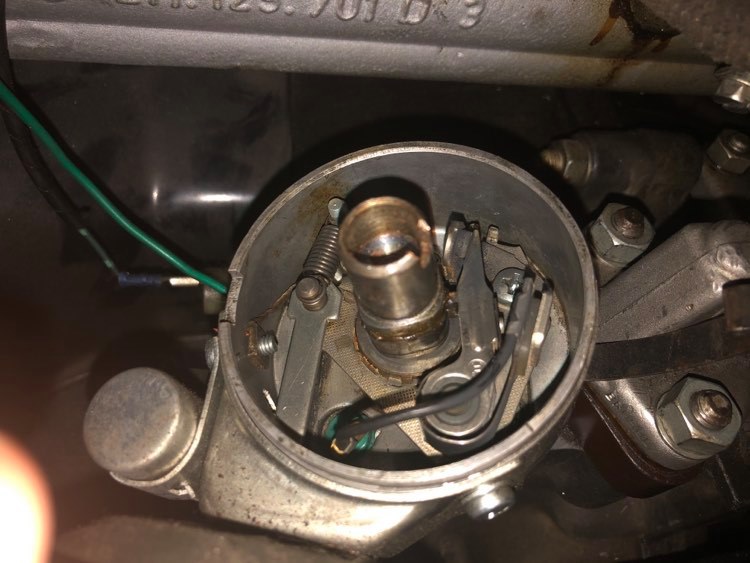 Distributor 3.jpg, 75.1 kb, 750 x 563