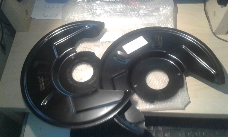 Broms sköldar.jpg, 104.53 kb, 768 x 461