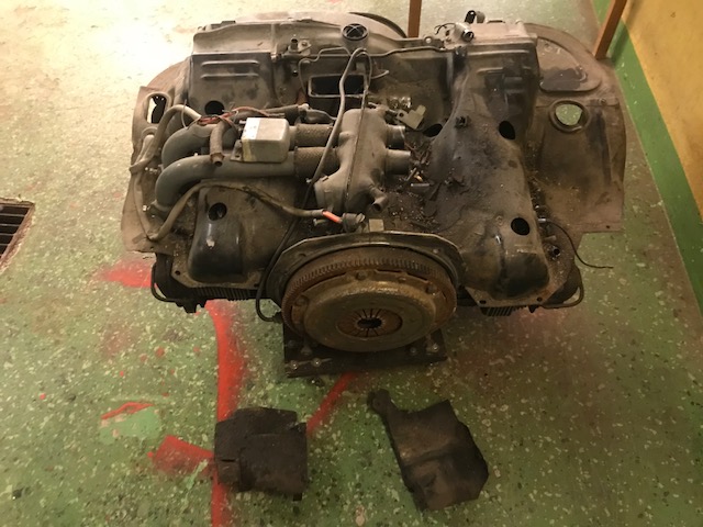 Typ4-motor4.jpg, 99.02 kb, 640 x 480