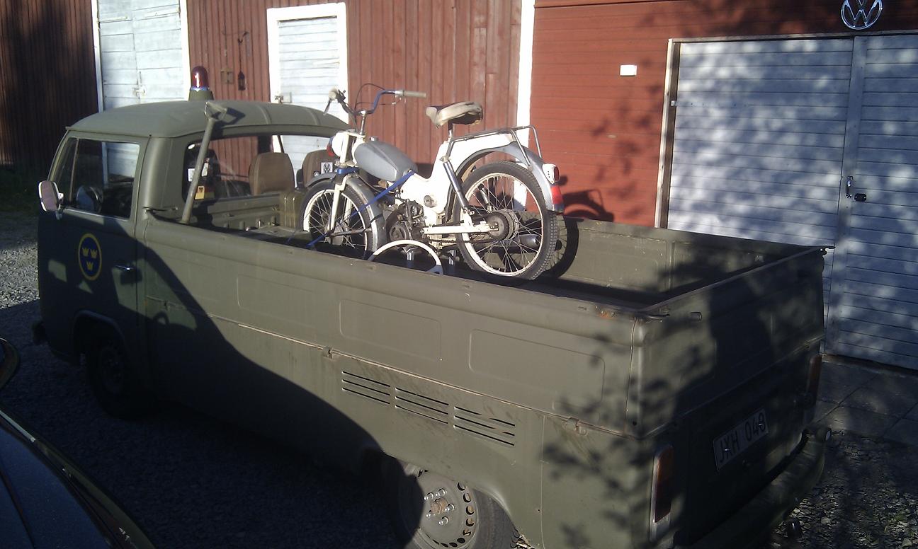 moped.JPG, 169.94 kb, 1296 x 776