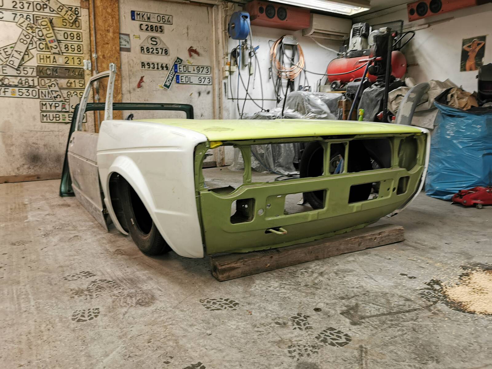 37069-7d18185f49a64f2914ae7c358b305915.jpg, 251.87 kb, 1600 x 1200