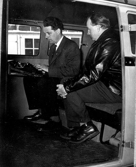 cgipict-img6.jpg, 64.1 kb, 448 x 550