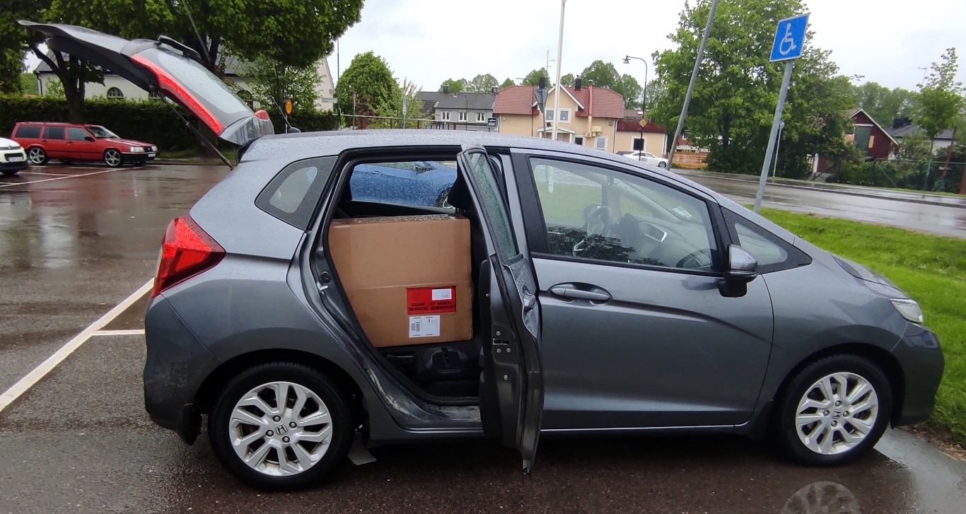 002.jpg, 269.72 kb, 1366 x 727