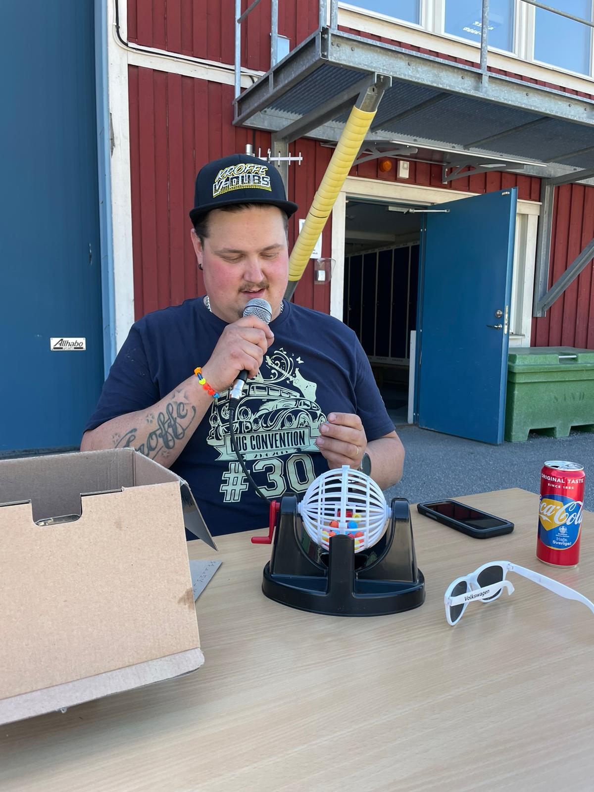 CDB53CA6-D2EE-41EC-8EDB-CD4332256E00.jpeg, 231.1 kb, 1200 x 1600