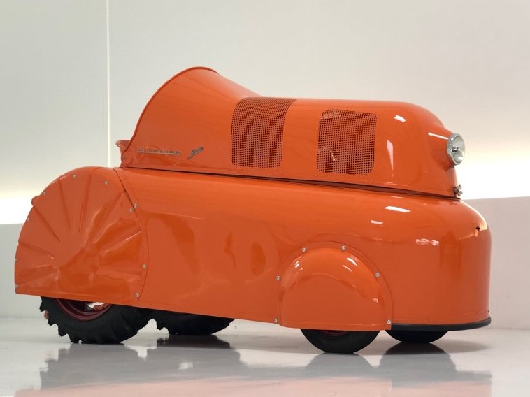 Porsche traktor P 312 (2).jpeg, 79.92 kb, 758 x 568