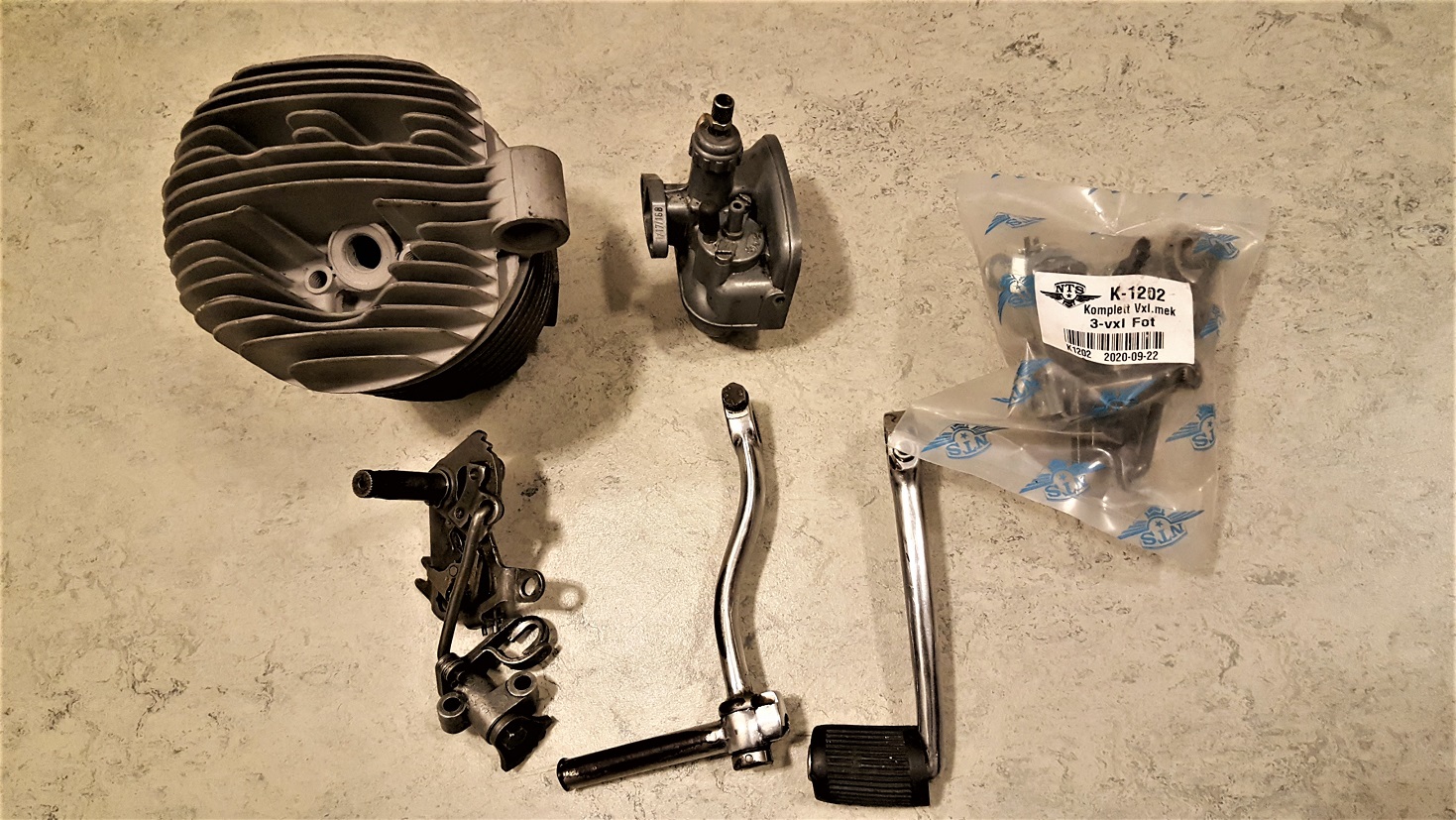 Micke nyfiken.jpg, 517.99 kb, 1469 x 827