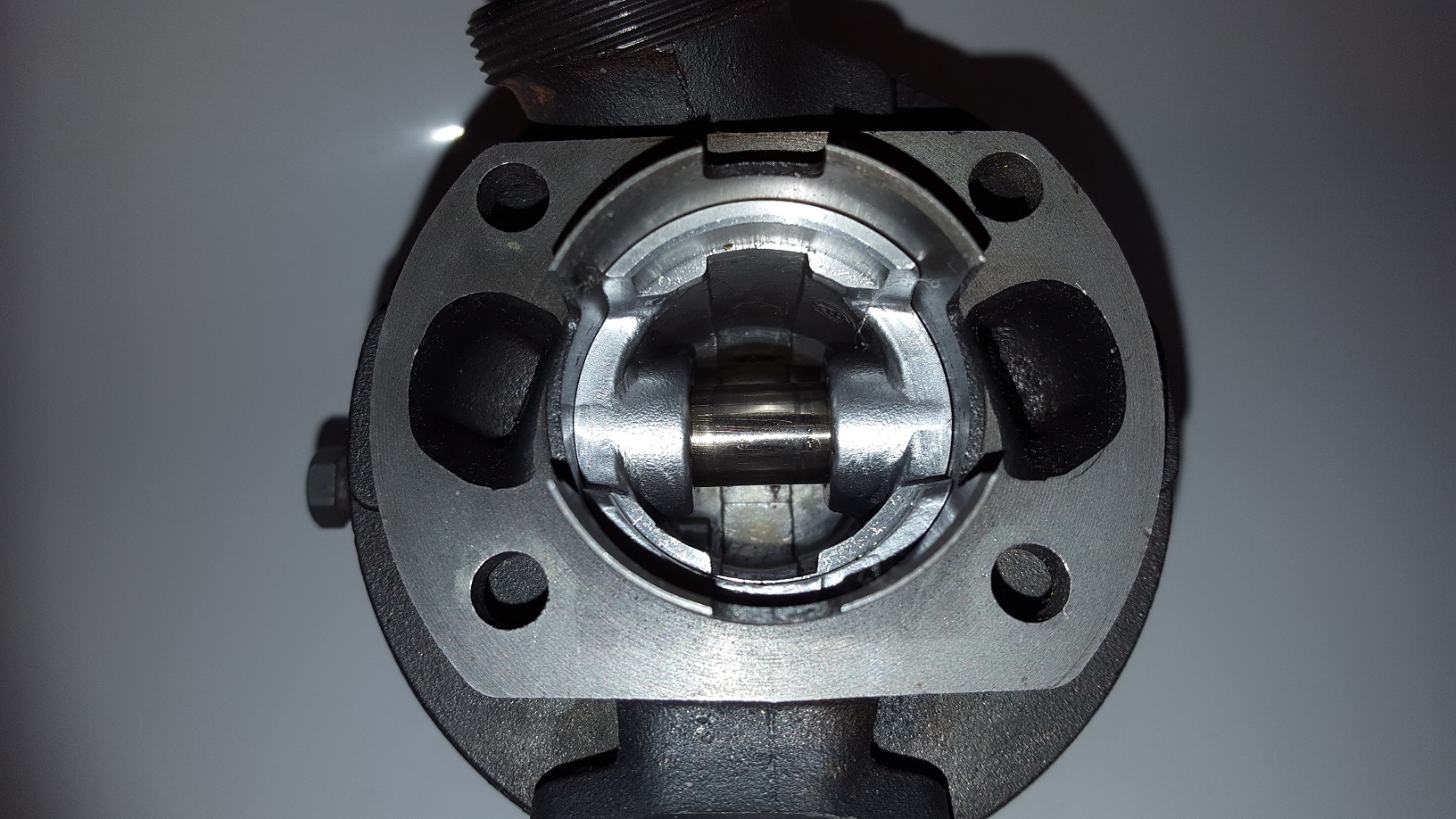 Cylinder portar.jpg, 470.25 kb, 1632 x 918