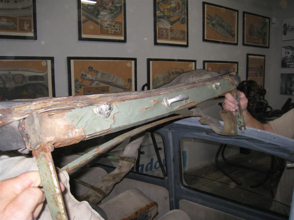 tucher roof mech.jpg, 91.29 kb, 1024 x 768