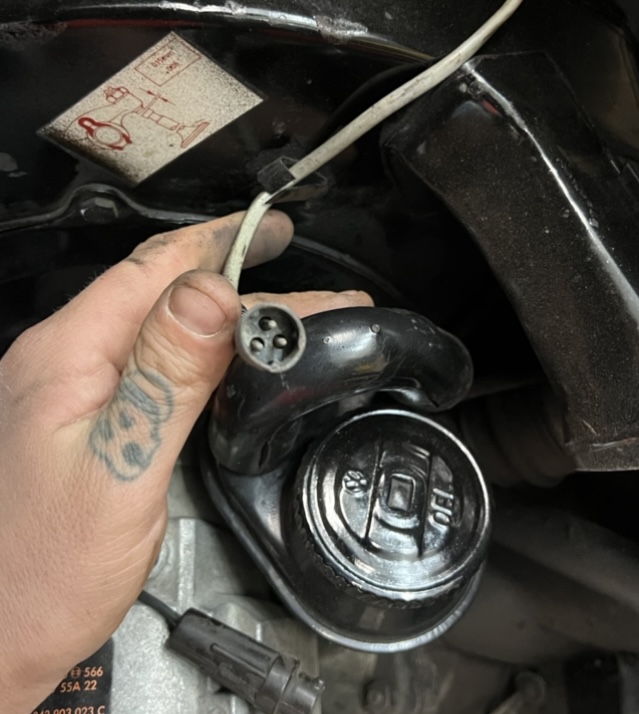 8F331F91-488C-47F3-966D-6635A409F7C3.jpeg, 125.87 kb, 639 x 714