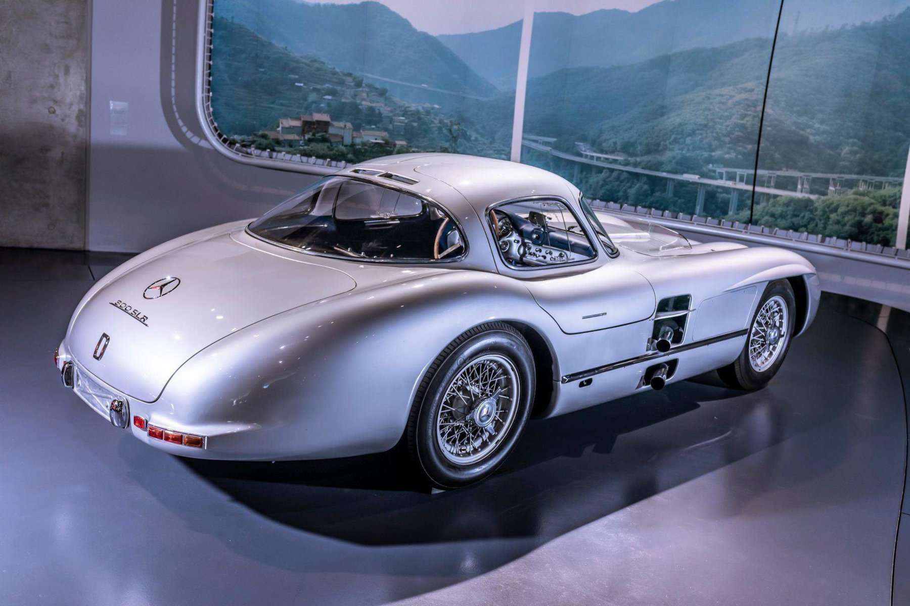 1955-Mercedes-Benz-300-SLR-Uhlenhaut-Coupe-8.jpg, 321.69 kb, 1800 x 1200