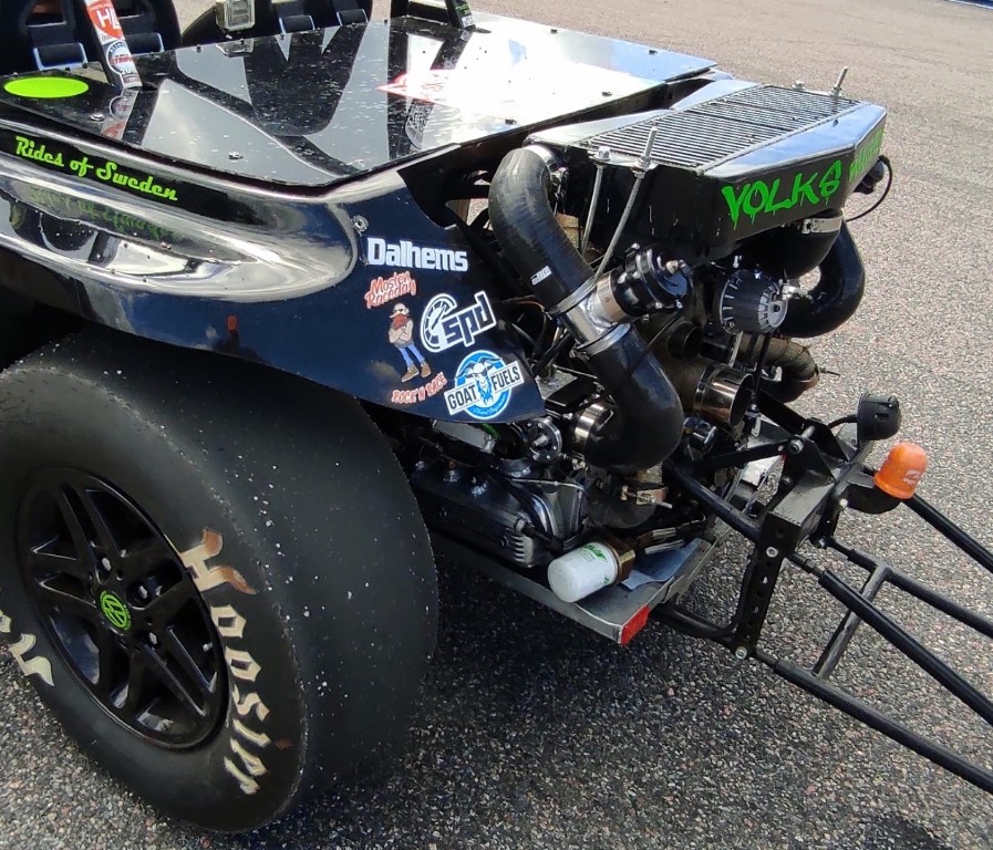 70.jpg, 256.44 kb, 897 x 768