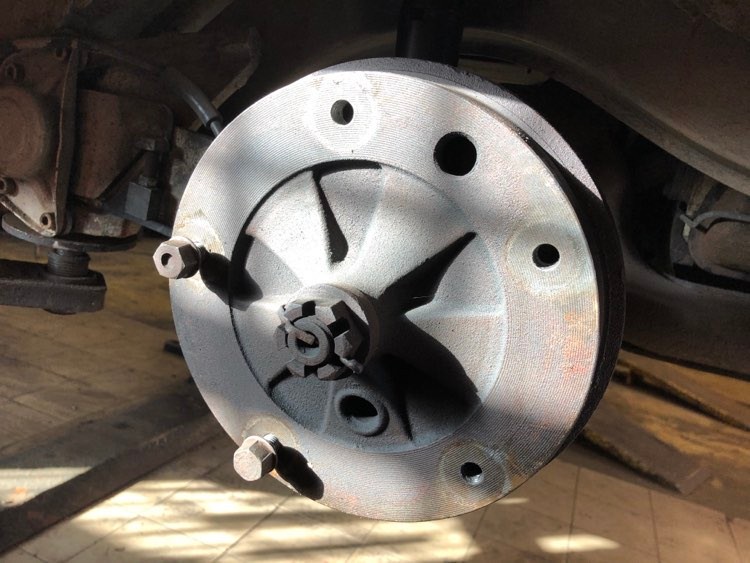 bakre bromstrumma.jpg, 95.56 kb, 750 x 563