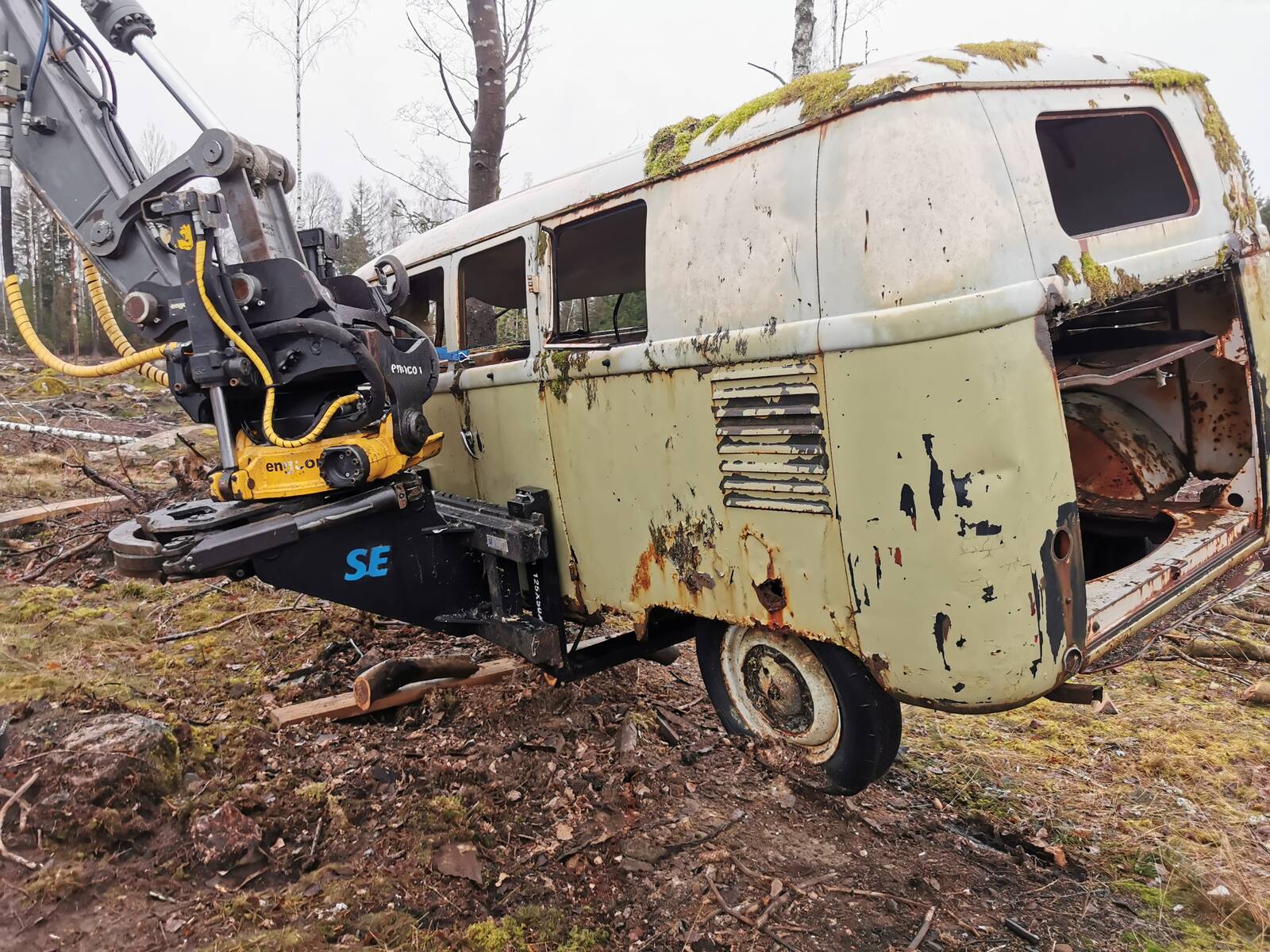 37069-85331d0b657f295f2239d2e5ff6da049.jpg, 357 kb, 1600 x 1200