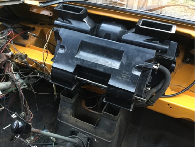 t25-air-control-box-used-251259109-c-d.jpg, 112.07 kb, 640 x 481