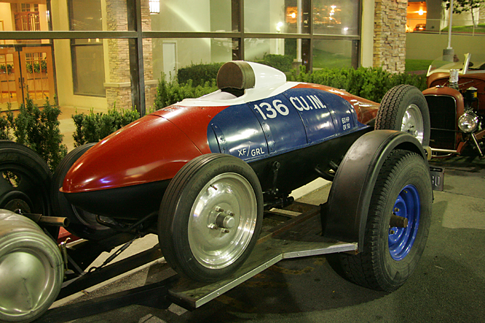 bonneville-parking-lot-show-046.jpg, 737.16 kb, 1000 x 666