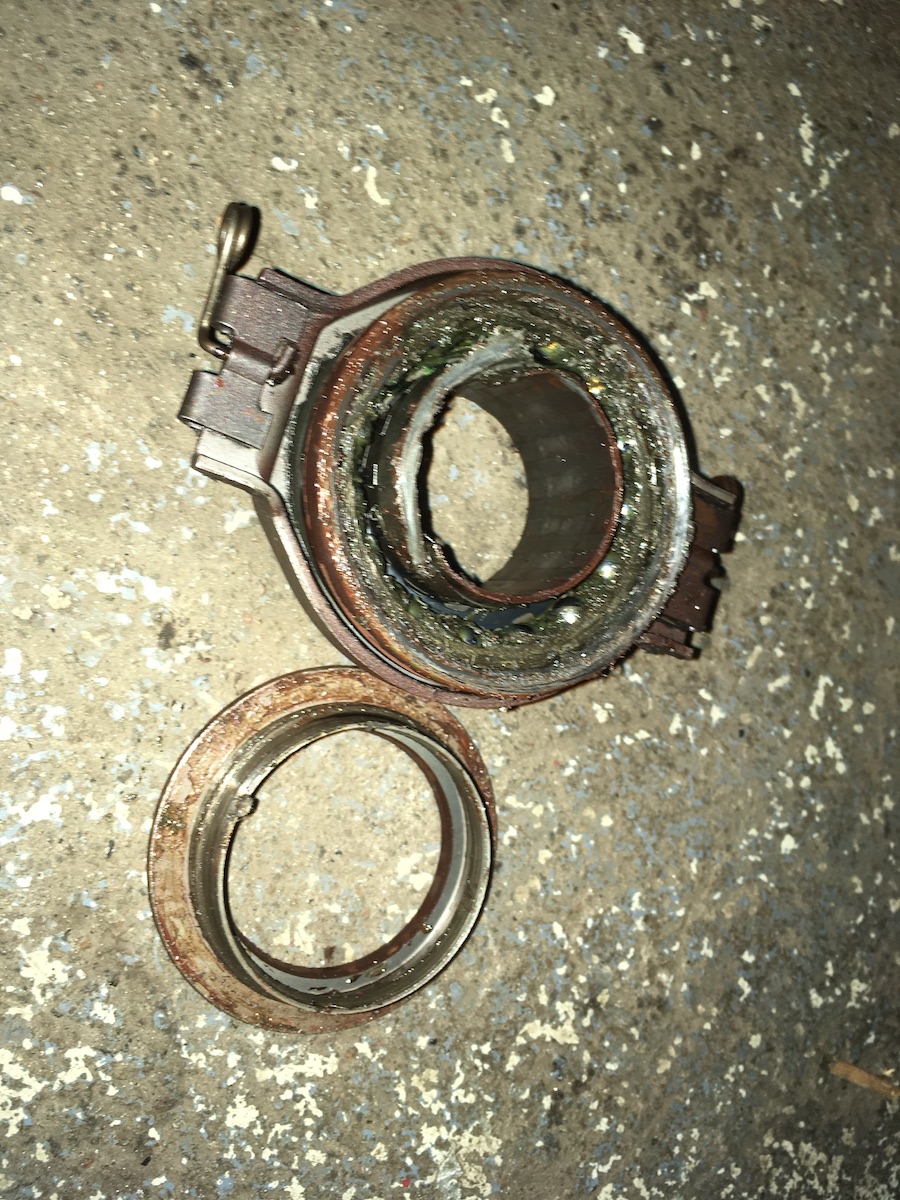 release bearing off SML.jpg, 444.01 kb, 900 x 1200