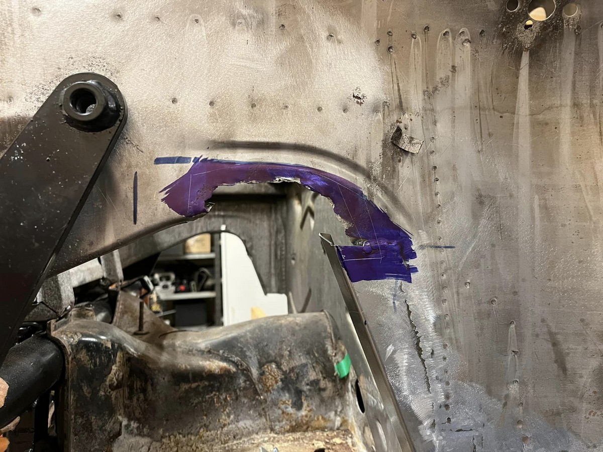 svetsning vänster fram 3.jpg, 313.65 kb, 1200 x 900