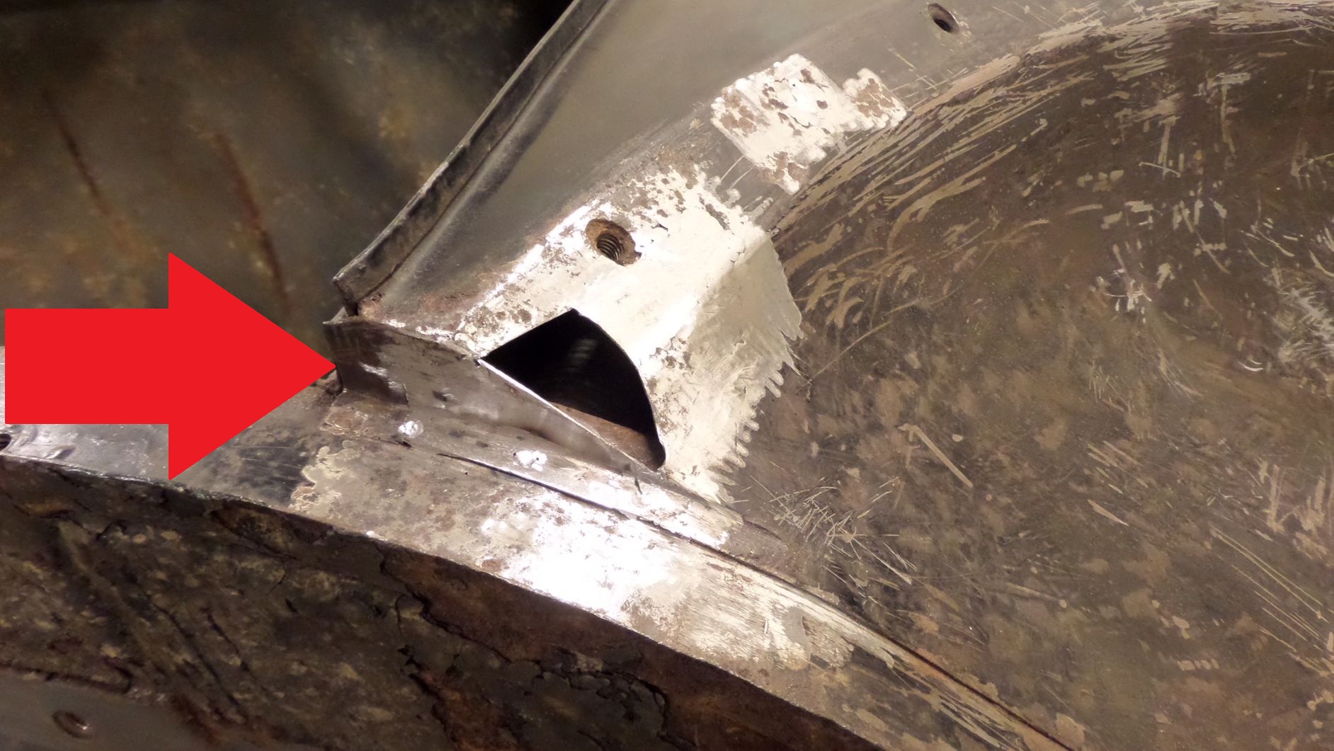 Dräneringshål.jpeg, 418.23 kb, 1884 x 1061