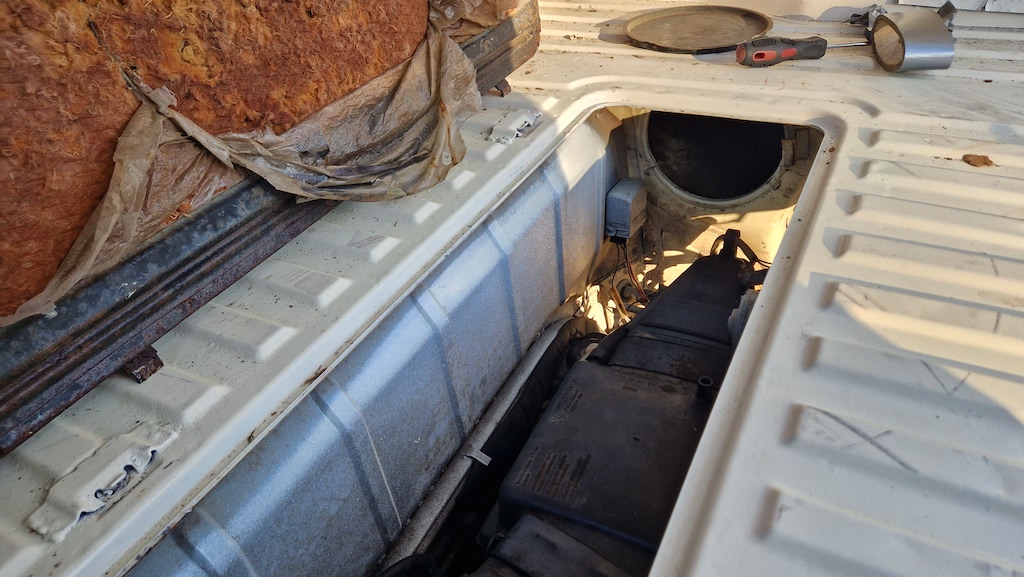 2024-06-15 19.59.04.jpg, 232.37 kb, 1024 x 577