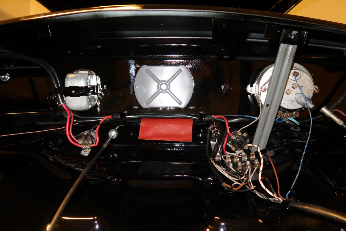 IMG_0893.jpeg, 115.52 kb, 1200 x 800