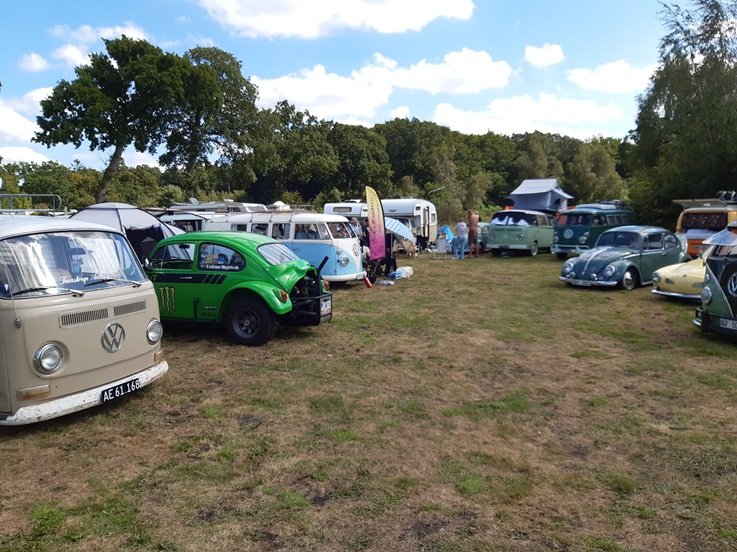 VWEEKEND 2025 (5).jpg, 215.36 kb, 737 x 552