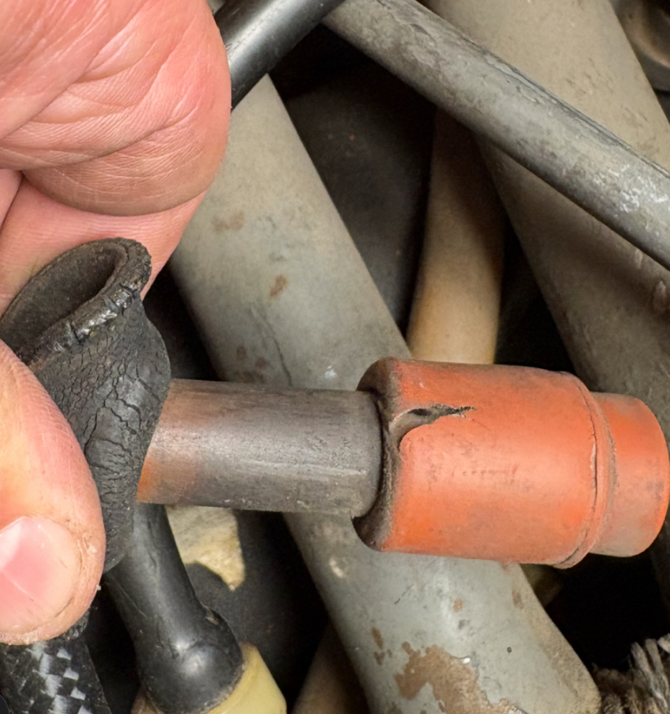 IMG_8812.jpeg, 905.32 kb, 962 x 1026