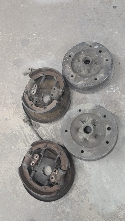 bromsar.jpg, 112.69 kb, 399 x 708