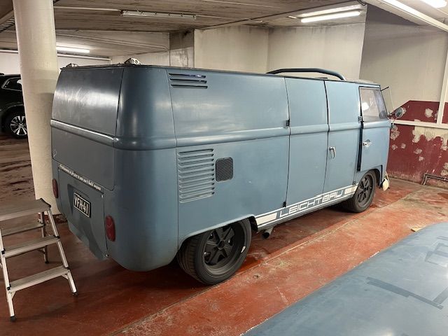 Cab.jpg, 51.05 kb, 640 x 480