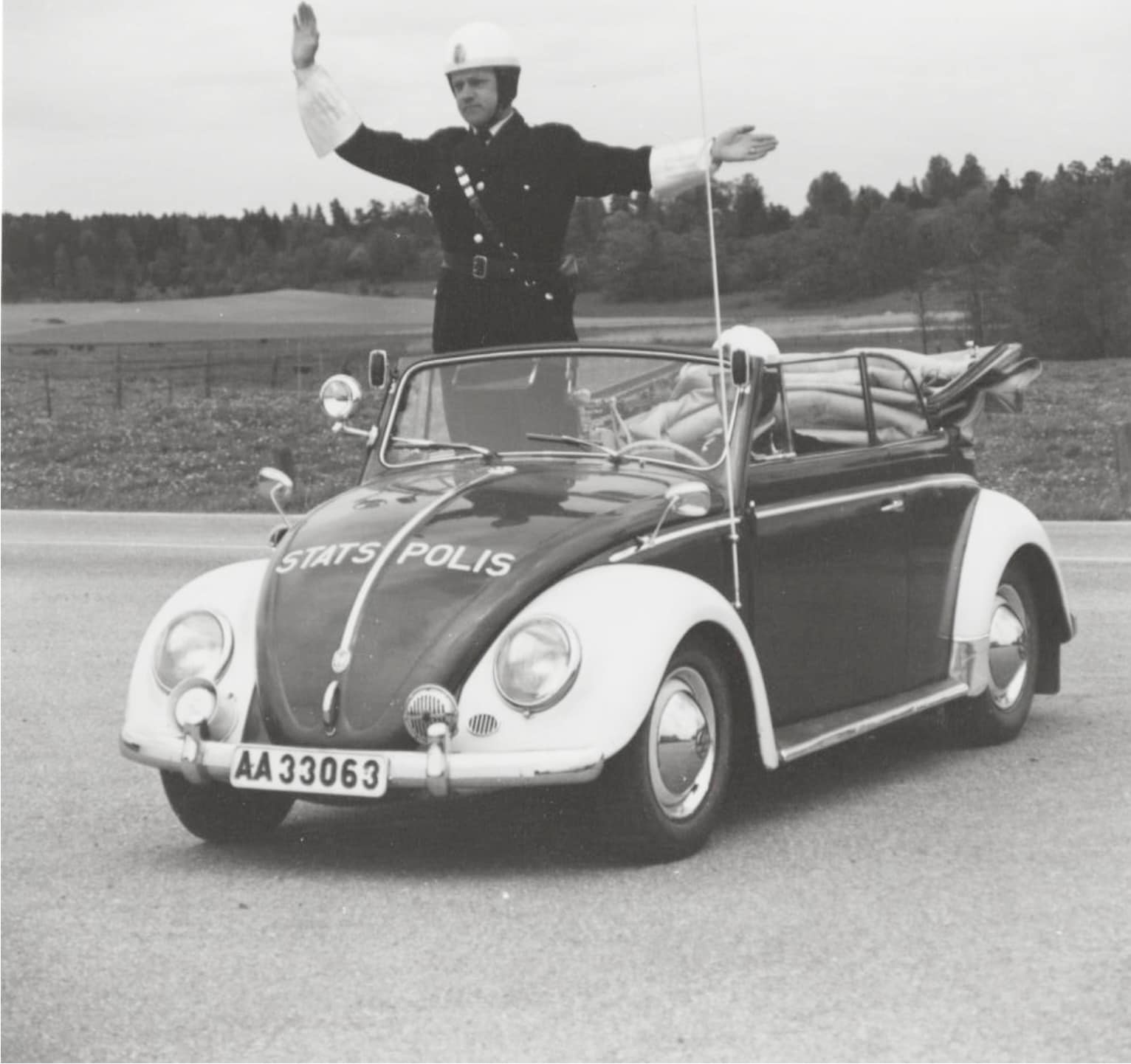 Stads polis Sockholm.jpg, 107.49 kb, 1532 x 1442