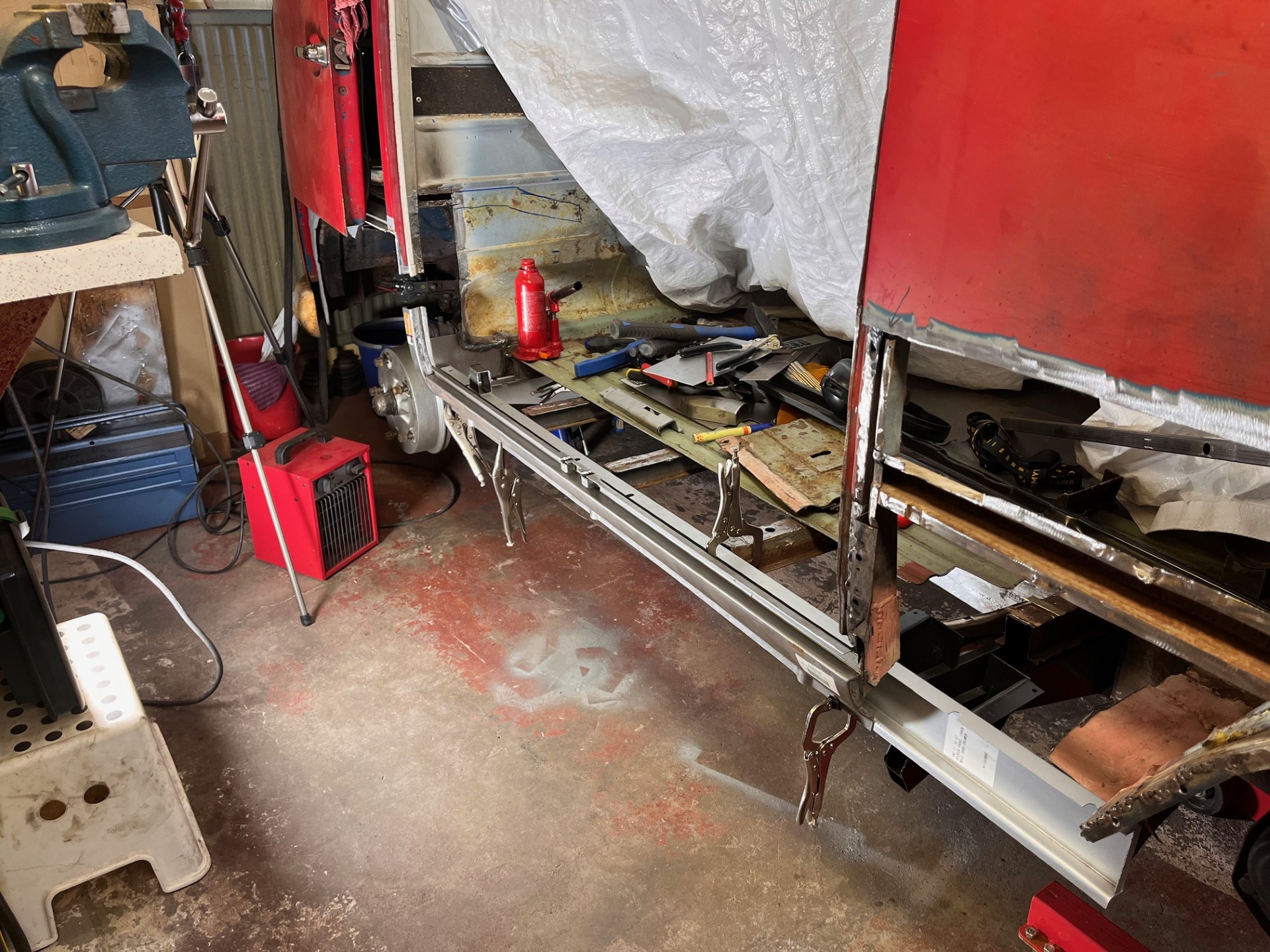 Tröskel provmonterad  bild 5.jpg, 679.02 kb, 1920 x 1440