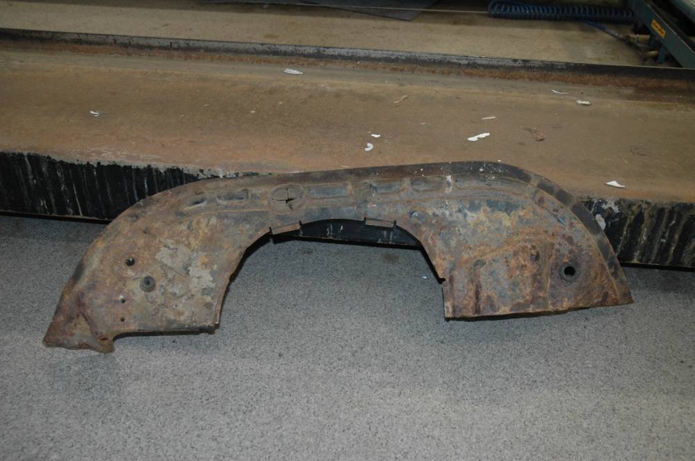 Motorkåpa.1.jpg, 117.61 kb, 1000 x 664